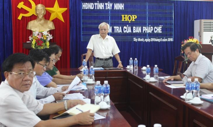 Ban Pháp chế HĐND tỉnh: Thẩm tra các báo cáo liên quan trong lĩnh vực pháp chế trình kỳ họp đầu tiên của HĐND tỉnh khoá mới